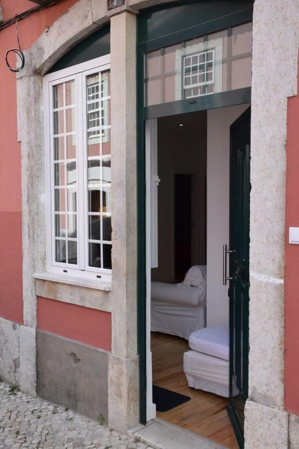 Cool Tailor Made 2 Bedroom Apartment Lisbon Exterior photo