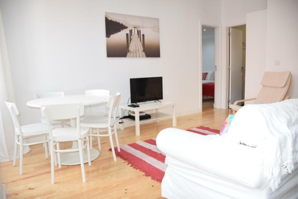 Cool Tailor Made 2 Bedroom Apartment Lisbon Exterior photo